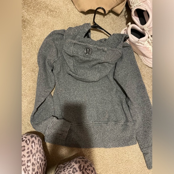 lulu lemon zip up jacket - Picture 3 of 3